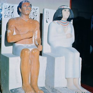 Rahotep i jego żona, Nofret, z Meydum, ok. 2620 pne (malowany wapień)